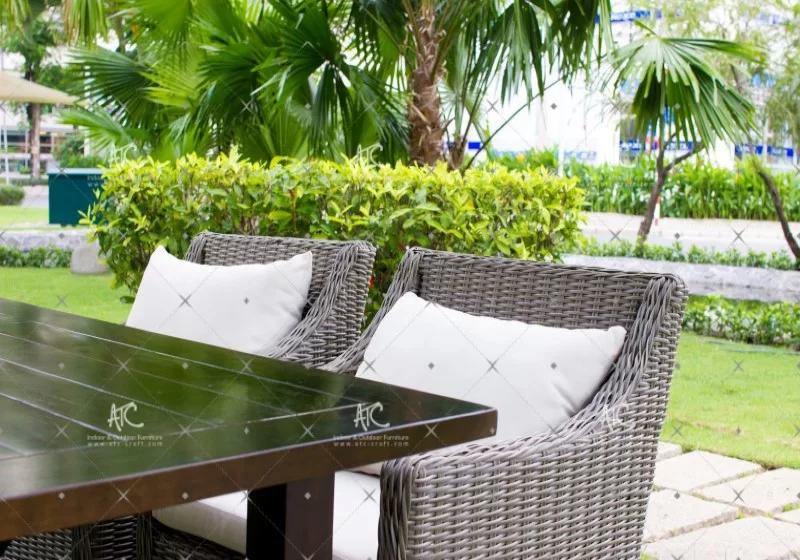 Bộ Bàn Ăn 4 Ghế Sofa Thời Thượng RADS-152-2 1 Vẻ đẹp hiện đại của bộ bàn ăn 4 ghế sofa thời thượng