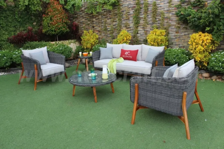 Hãy bảo quản bộ bàn ăn 2-4 ghế đúng cách