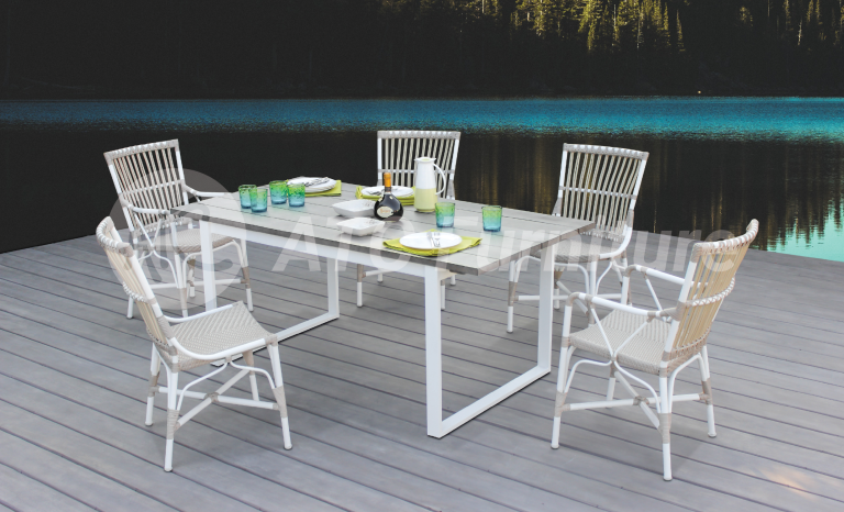 2022 tiêu điểm nội thất bộ bàn ghế giả mây ngoài trời 5 ghế