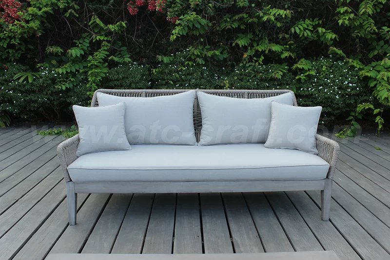 Bộ Sofa 3-1-1 Dây Dù Ngoài Trời RASF-168 1 Vẻ ngoài sang trọng của bộ sofa 3-1-1 dây dù ngoài trời