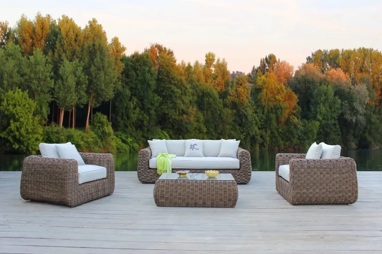 Bộ sofa góc phòng khách với chất liệu hiện đại, bền bỉ