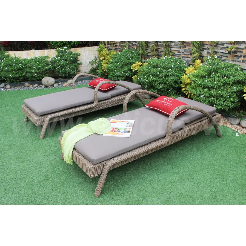 Ghế hồ bơi giả mây với tính linh hoạt cao