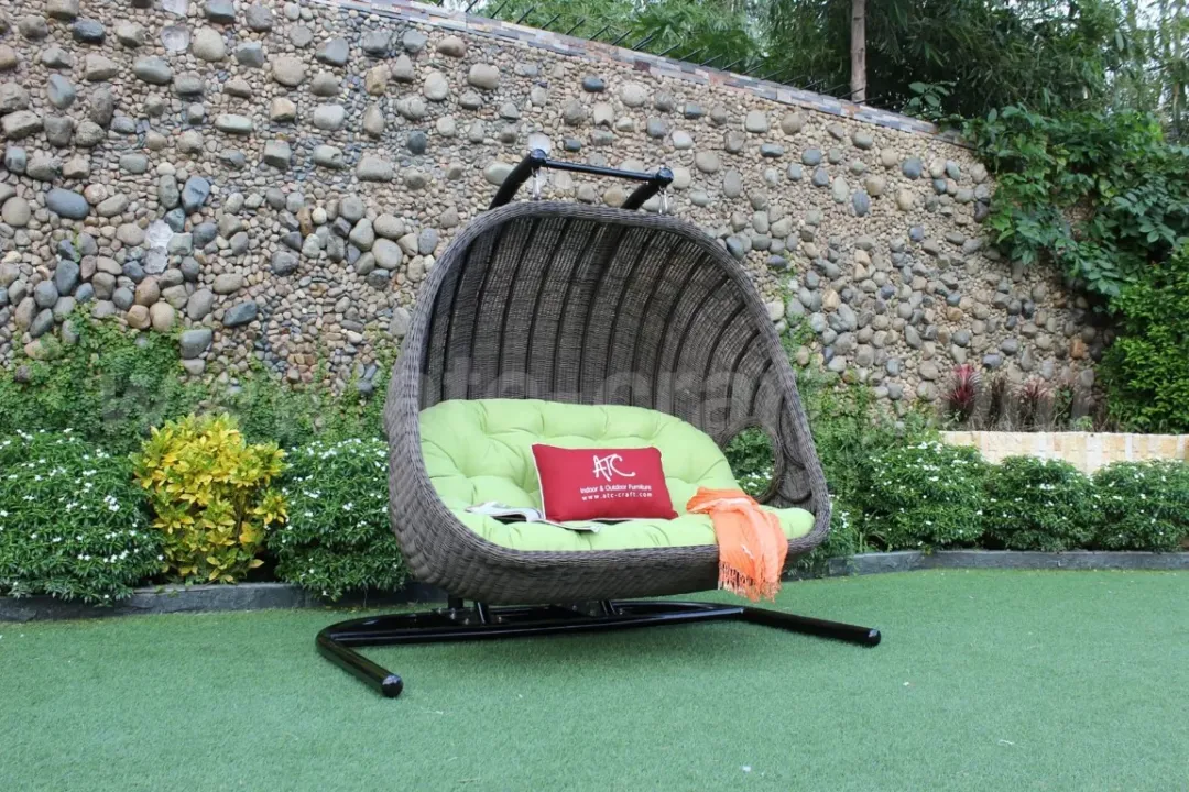 Những mẫu ghế võng xích đu đôi cần không gian bài trí lớn