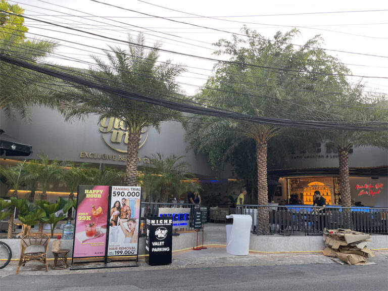 Chuyến Giao Hàng Bàn Ghế Dây Dù Tại Glow Inc - Nhật Ký ATC