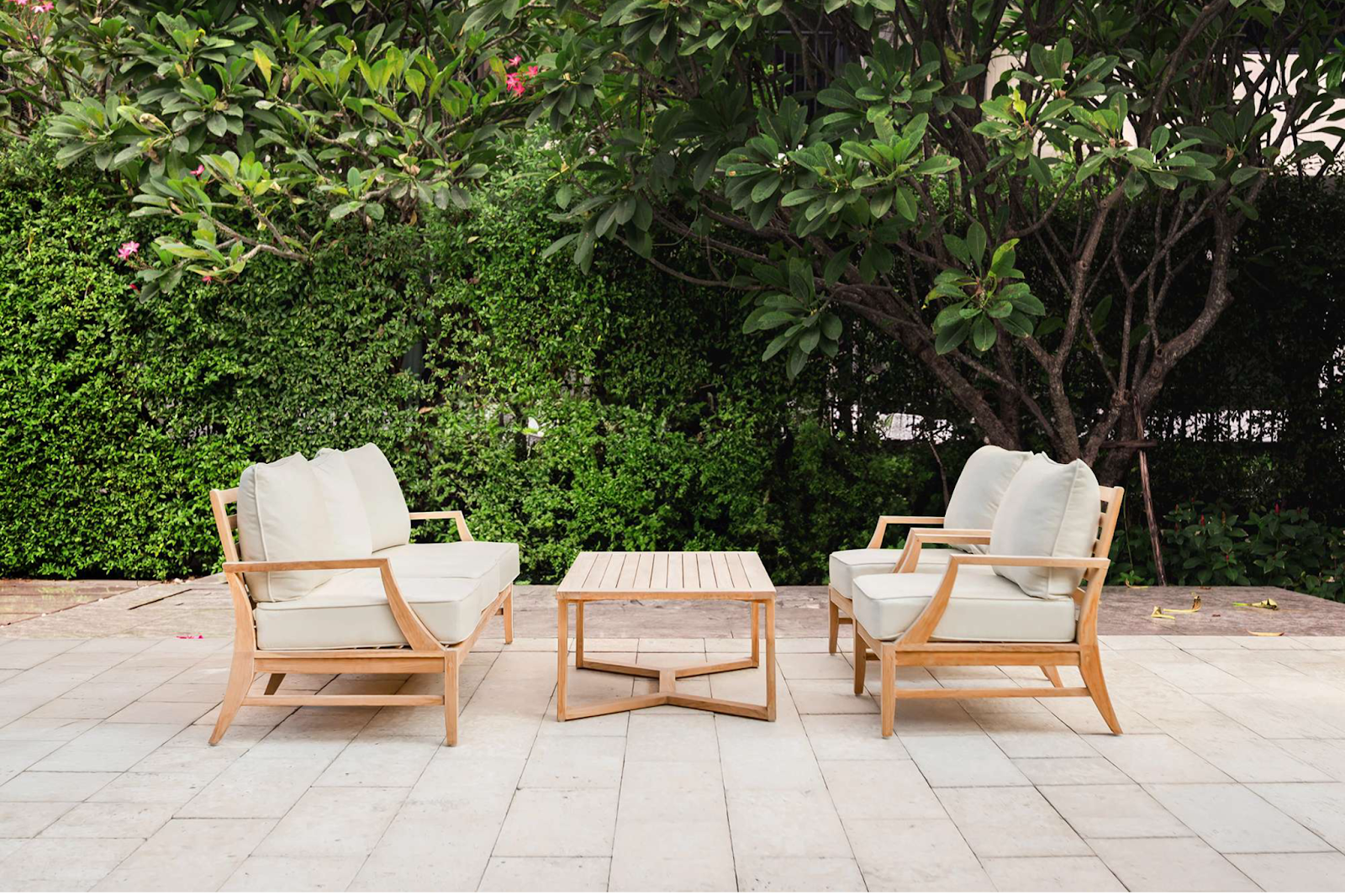 Phong Cách Bohemian: Sự Kết Hợp Hoàn Hảo Của Tự Do và Nghệ Thuật 8 Bộ bàn ghế sofa ngoài trời thiết kế nhẹ nhàng, tinh tế cho không gian Boho.