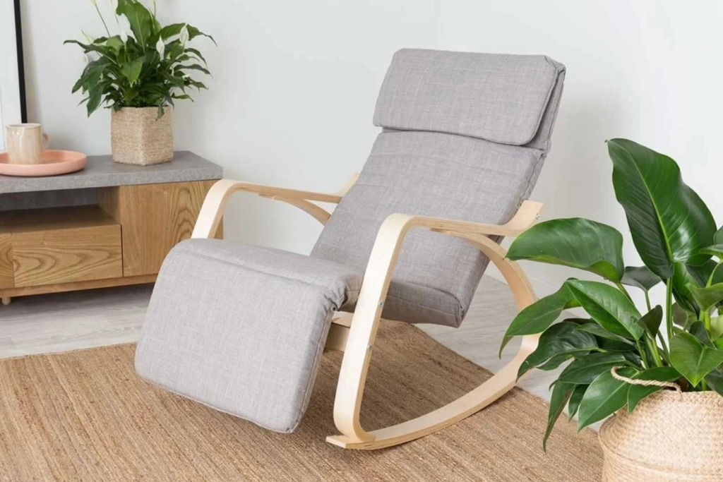 25+ Mẫu Ghế Lười Thư Giãn Cao Cấp Và Nơi Bán Uy Tín Bạn Nên Biết 17 Ghế lắc thư giãn với nệm ngồi ôm trọn cơ thể kết hợp với cảm giác bập bênh tạo cảm giác dễ chịu thoải mái.