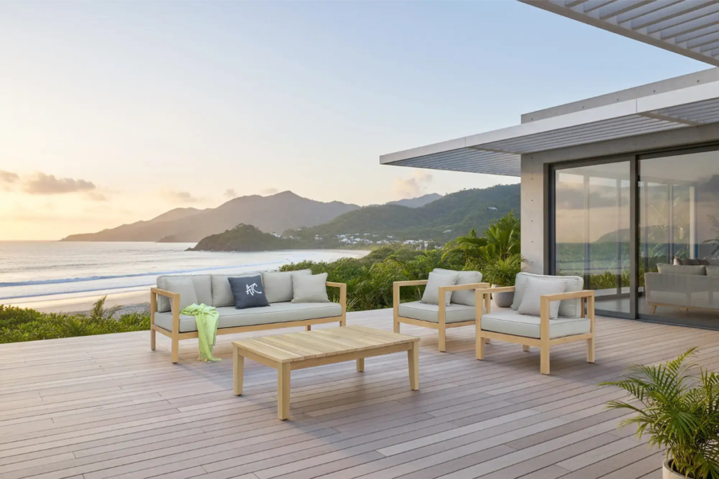 Nguyên tắc tương phản màu sắc làm nổi bật từng phụ kiện nhỏ nhất trong bộ ghế sofa